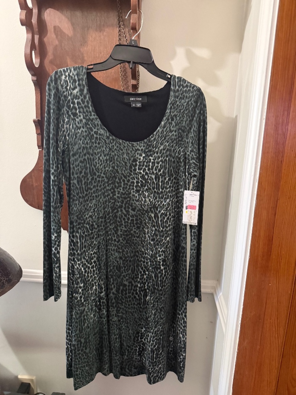 Karen Kane Leopard Print Dress. Size M. Never Worn. $40